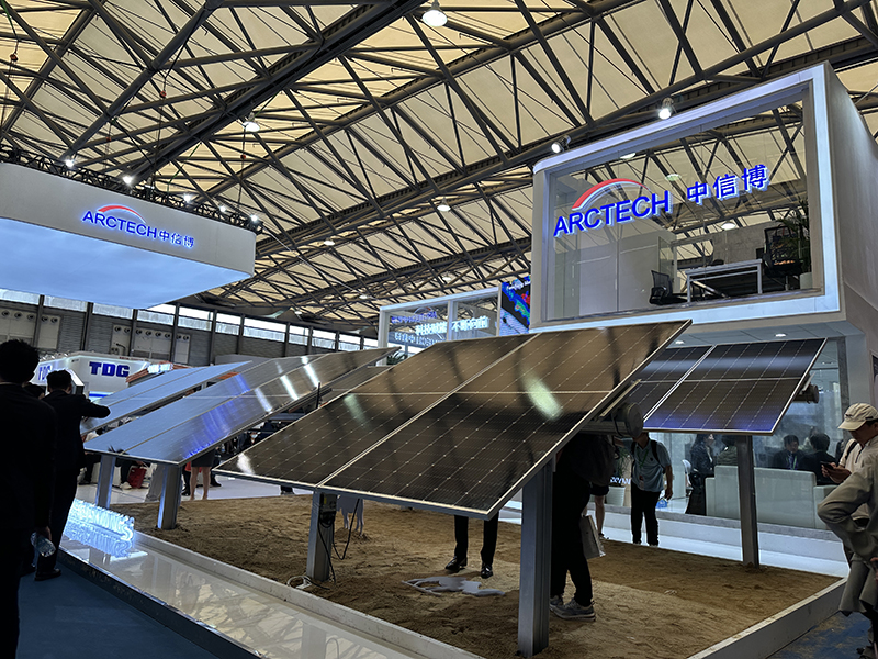 邁維動(dòng)漫攜手新能源領(lǐng)域合作伙伴為第十六屆國(guó)際太陽能光伏與智慧能源（上海）大會(huì)暨展覽會(huì)增添光彩！(圖4)