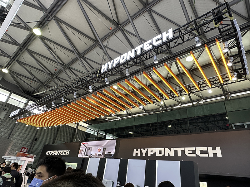 邁維動(dòng)漫攜手新能源領(lǐng)域合作伙伴為第十六屆國(guó)際太陽能光伏與智慧能源（上海）大會(huì)暨展覽會(huì)增添光彩！(圖11)