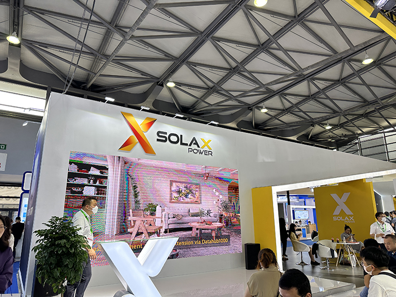 邁維動(dòng)漫攜手新能源領(lǐng)域合作伙伴為第十六屆國(guó)際太陽能光伏與智慧能源（上海）大會(huì)暨展覽會(huì)增添光彩！(圖10)